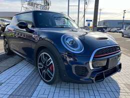 店頭にて展示中ですので、是非、ご来店・お問い合わせ下さい。お待ちしております。