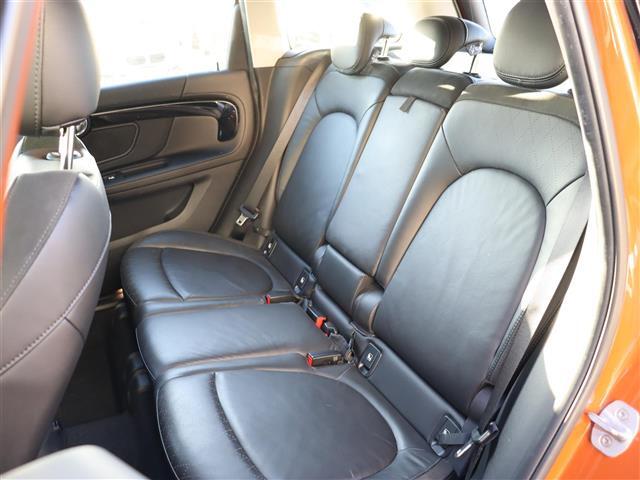 バックオーダーをご利用いただければ、希少なお車や、特定の装備のついたお車など、お客様からのご要望に応じて全国ネットワークからお探しさせて頂きます。