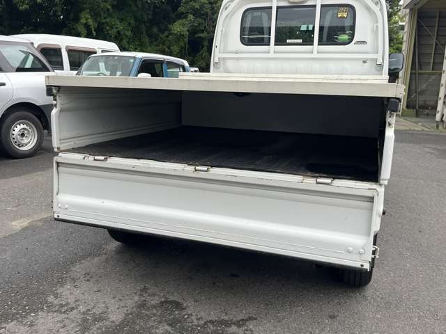 納車後も気持ちよくドライブできるようチェックいたします。