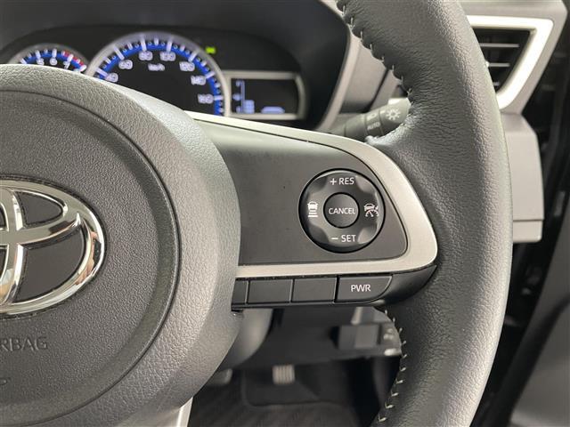 【運転席操作部】快適なドライブを楽しむための機能が装備されています！運転席から触れるので、使いやすいです！除菌プランいれていただくと、さらに清潔で安心していただけます！