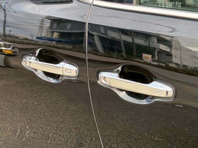 ご来店頂く全てのお客様をスタッフ一同笑顔で、お出迎えさせて頂きます。　些細なことでも構いませんので、ご連絡をお待ちしております。　　お問い合わせ電話番号は、0567-31ー6760までお願い致します。