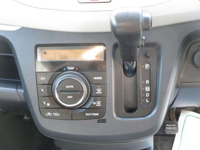 レーダーブレーキサポート/Wエアバッグ/盗難防止/Pスタート/ABS/ウインカーミラー/走行47.800km