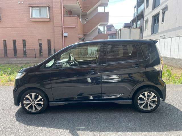 弊社では余計なオプションなどをやたらとお勧めすることはありません。お客様ひとりひとりに合ったご提案をさせていただいております。ご要望に沿わないところで費用がかさむ事はありませんのでご安心ください！