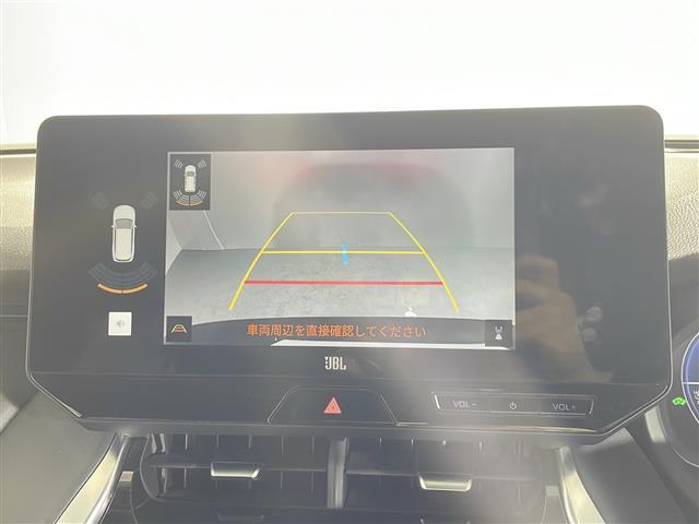 【　バックカメラ　】便利なバックカメラ装備で安全確認を頂けます。駐車が苦手な方にもオススメな便利機能です。
