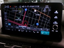 ホンダ車専用車載通信機能「Honda　CONNECT（ホンダコネクト）」に対応で、便利と快適がさらに広がったナビディスプレイです。