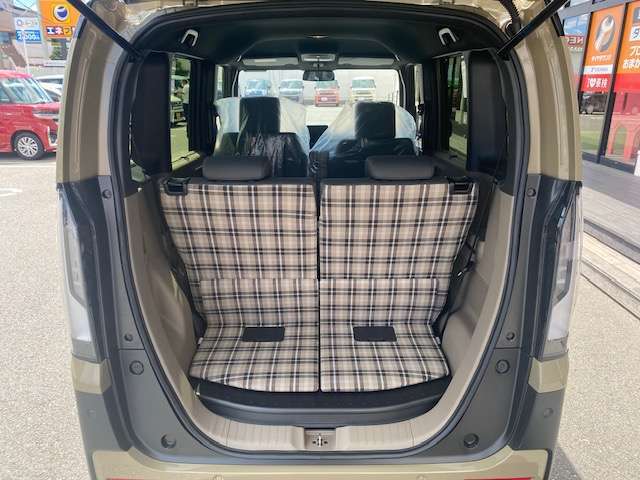 キッズルーム完備。ご家族でゆっくりおくつろぎ下さい！メンテナンス等でお待ちの際も店内でゆっくり過ごせます