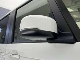 【ドアミラー】大きくて見やすいので、後方を見るときも安心です！