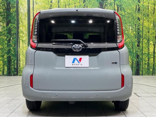 安心の最長10年・走行無制限保証（有償）をご用意。保証内容も充実はもちろん、無料点検＆オイル交換や、年中無休の全国・24時間ロードサービスも付帯されておりますのでご安心下さい。