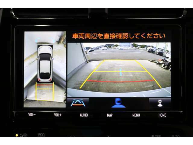 メーカーオプションのパノラミックビューモニターが装着されていますので安全確認もばっちりですね！