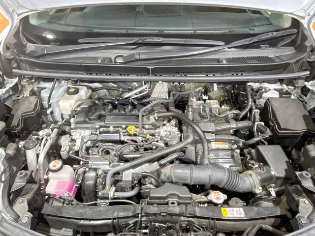 親切・丁寧な専門メカニックスタッフが応対！・車検・点検整備・事故等の修理などアフターサービスも安心。お車のカスタマイズもネクステージのサービススタッフまでご相談ください！