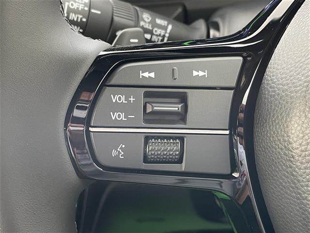【運転席操作部】快適なドライブを楽しむための機能が装備されています！運転席から触れるので、使いやすいです！除菌プランいれていただくと、さらに清潔で安心していただけます！