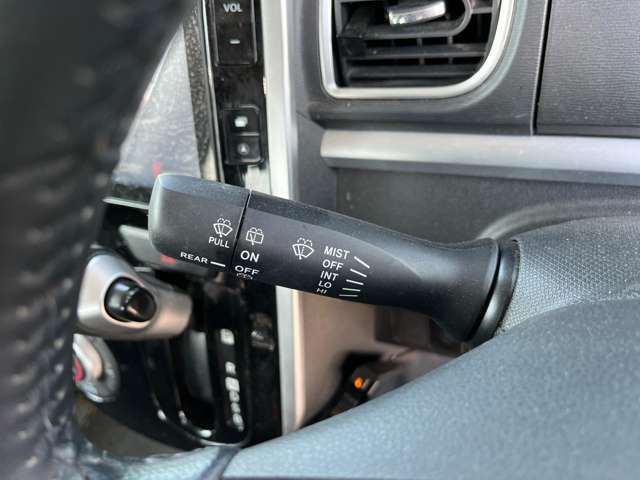 運転席操作部です！わからないスイッチ類や操作部はお気軽にお問い合わせ下さい！
