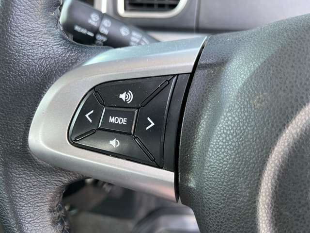 運転席操作部です！わからないスイッチ類や操作部はお気軽にお問い合わせ下さい！