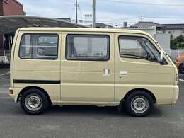 【 注文販売　 下取り・買取 】  ＜ 高塚商会 ＞ では、全国オートオークションから国産車・輸入車問わず各種ご要望に応じたお車を探す ＜注文販売＞   また ＜下取り・買取り＞ もさせていただいております。