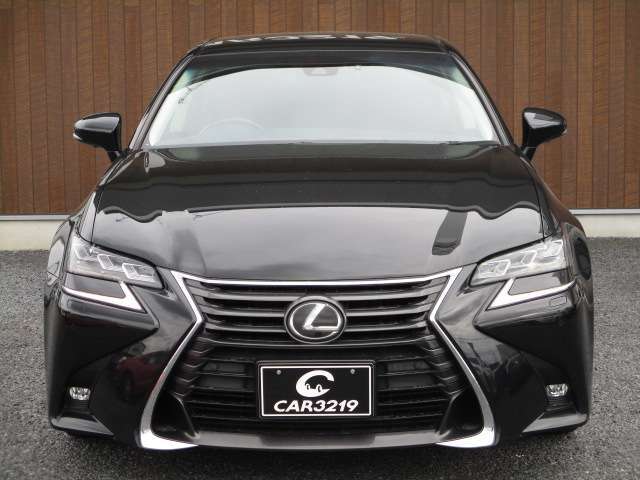 当店の中古車は全車走行テスト確認済です。安心してお乗りいただける車両を厳選価格にて販売しております。