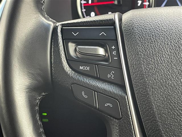 【運転席操作部】快適なドライブを楽しむための機能が装備されています！運転席から触れるので、使いやすいです！除菌プランいれていただくと、さらに清潔で安心していただけます！