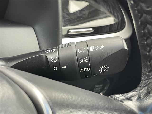 【運転席操作部】快適なドライブを楽しむための機能が装備されています！運転席から触れるので、使いやすいです！除菌プランいれていただくと、さらに清潔で安心していただけます！