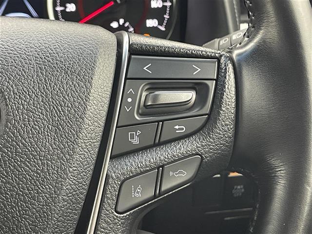 【運転席操作部】快適なドライブを楽しむための機能が装備されています！運転席から触れるので、使いやすいです！除菌プランいれていただくと、さらに清潔で安心していただけます！