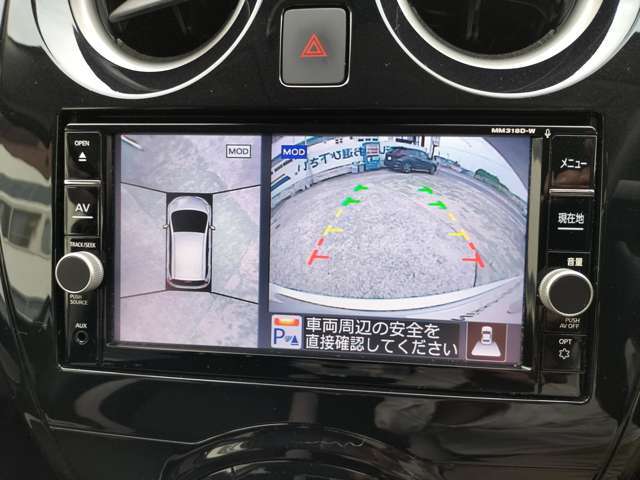上からまる見えアラウンドビューモニターなので車庫入れもラクラクです♪