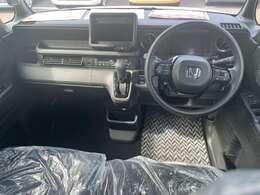 ☆弊社の整備工場には国家資格を持った整備士が多数在籍しております。また、軽自動車だけでなく普通車や外車の整備も実施しておりますのでご購入いただいたお車だけでなくご家族のお車の整備もお任せください☆