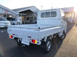 女性の方や初心者の方にも分かりやすくお車のご説明を致します