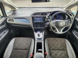 【インパネ全体】『インパネ全体』の画像になります。写真の内容に関してご不明点、ご質問等がございましたらお気軽にガリバー店舗までお問い合わせください。