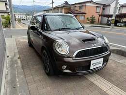 大きな傷、へこみ等なく綺麗な状態です。