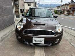 ボディカラー：ホットチョコレート