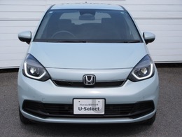 ヘッドライトとフォグは切れのある光り方のLED！