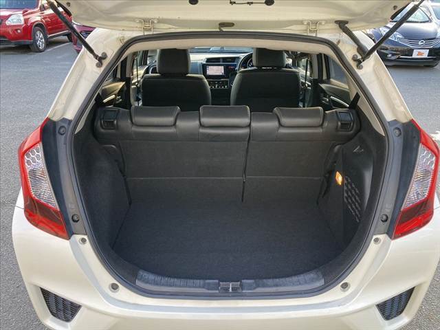 店頭ではBUDDICA PHOENIX（バディカフェニックス）のグッズ、キッズコーナーも完備、選べるフリードリンクを準備してお待ちしております♪無料査定いつでも実施中★予約いただくとスムーズです★