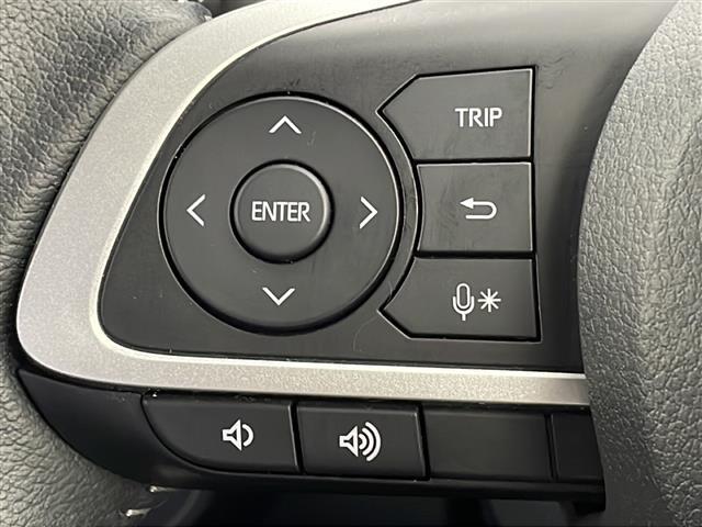 【運転席操作部】快適なドライブを楽しむための機能が装備されています！運転席から触れるので、使いやすいです！除菌プランいれていただくと、さらに清潔で安心していただけます！