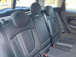 リアのシートもきれいな状態です。