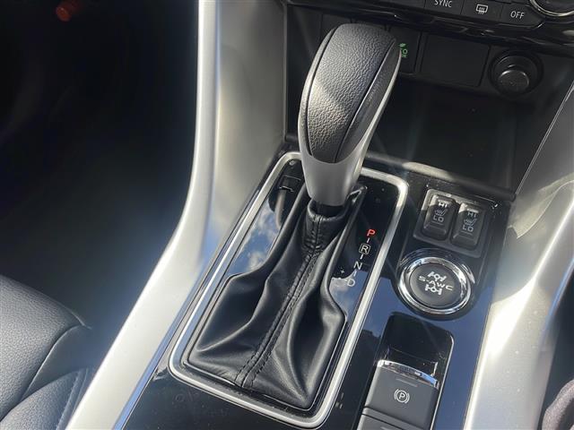 約2年持続の『ガラスコーティング』をご利用できます。ご購入される大半のお客様がご利用になられます♪