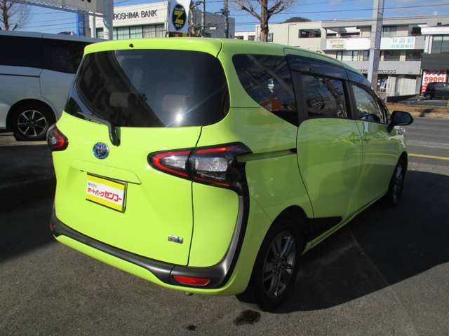 ★入庫した全車にボディー磨きを実施します。納車前にももう一度磨きます！お車はいつでもピッカピッカです！！★