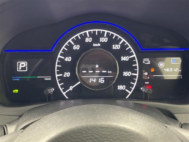 【スピードメーター】メーターがシンプルで見やすく運転しやすいですね！