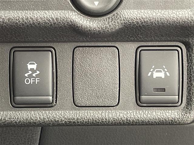 【運転席操作部】快適なドライブを楽しむための機能が装備されています！運転席から触れるので、使いやすいです！除菌プランいれていただくと、さらに清潔で安心していただけます！