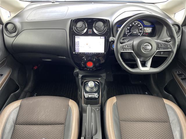 【インパネ全体】全方位で視界が広く、高い目線で運転もしやすいです！