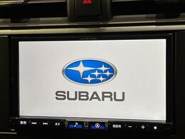 【純正ナビ】人気の純正ナビを装備しております。ナビの使いやすさはもちろん、オーディオ機能も充実！キャンプや旅行はもちろん、通勤や買い物など普段のドライブも楽しくなるはず♪