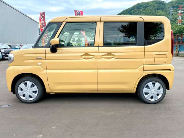 カーナビ・ETC・エンジンスターター・ドライブレコーダーなど、ご希望にお応えできるよう、オプション多数取り揃えております。おクルマのことなら何でもお任せください！