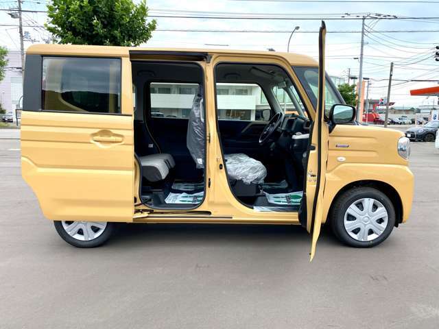 事故の際も保険の交渉から車の修理や代車の手配まで迅速に対応！保険のアドバイザーがカーライフに最適なプランをご提案します！