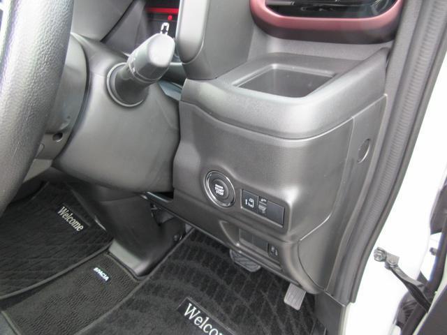車種によってさまざまですがシンプルに統一してますよ！今は、ボタンでエンジンスタートできるお車もあるんですよ♪ぜひ体感されてみませんか？？
