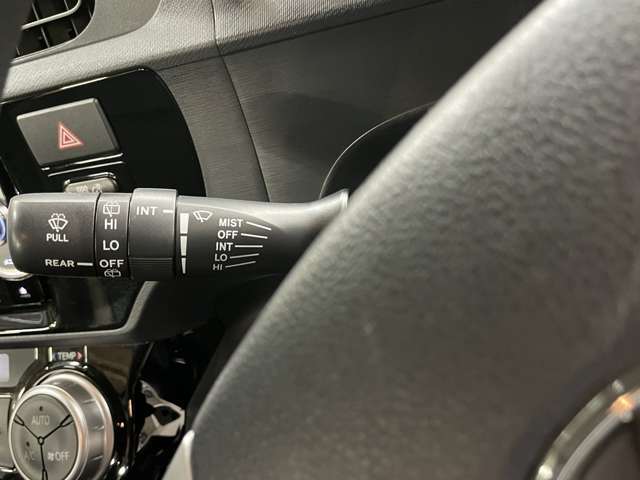 運転席周りに大きな傷、汚れ、へたりなどなく良質な状態です！