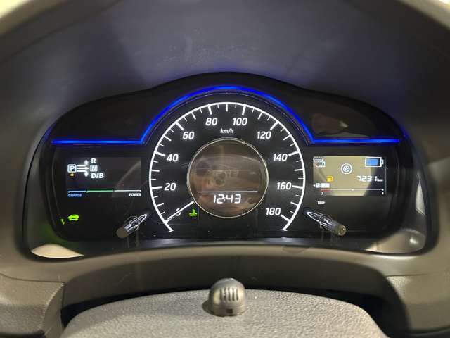 お近くの方はぜひご来店を♪　車検付のお車はご試乗も可能ですので装備や状態をしっかりとご確認頂けます。