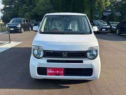 在庫数は約800台！！ 年間販売台数は約4000台！！ 大量販売・大量仕入で1台あたりのコストを削減しています！！