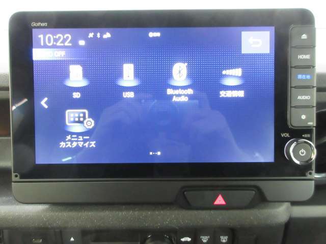 CD、DVDも視聴でき、BluetoothAudioも対応！