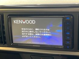【ナビゲーション】目的地までしっかり案内してくれる使いやすいナビ。Bluetooth接続すればお持ちのスマホやMP3プレイヤーの音楽を再生可能！毎日の運転がさらに楽しくなります！！