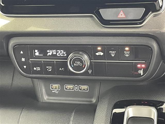 【運転席操作部】快適なドライブを楽しむための機能が装備されています！運転席から触れるので、使いやすいです！除菌プランいれていただくと、さらに清潔で安心していただけます！
