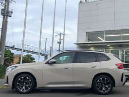 安心と信頼の納車前点検をShizuokaBMWでは全車で実施致しております。納車前100項目点検または、法定12ヶ月点検を全車で実施しております。点検・整備費用はもちろん、車両本体価格に含まれております。