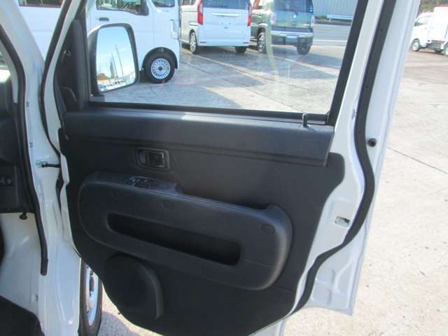 当店のスタッフは中古自動車販売士の資格を持っておりますので安心してご相談ください♪♪