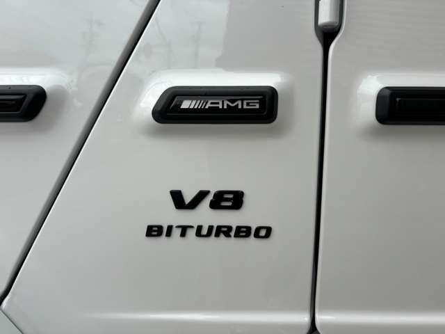 V8ターボエンジン